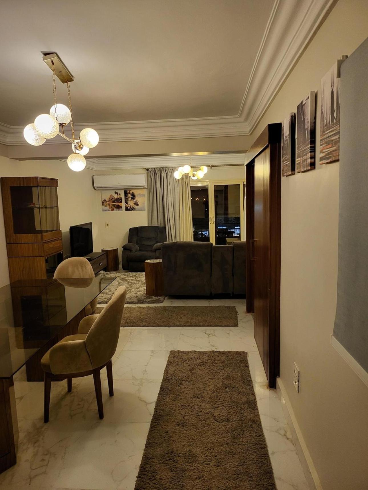 Appartement Flat At Prime Location With Wifi And Garden View Near Cai Airport Le Caire