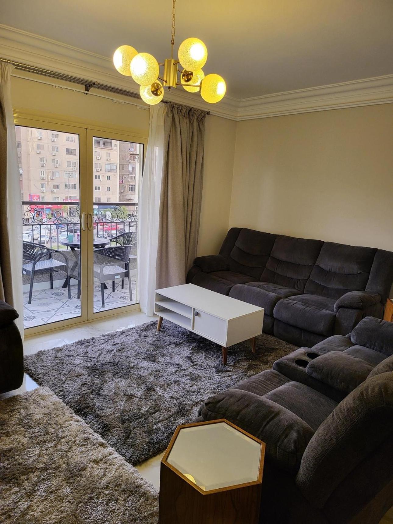Flat At Prime Location With Wifi And Garden View Near Cai Airport * Le Caire