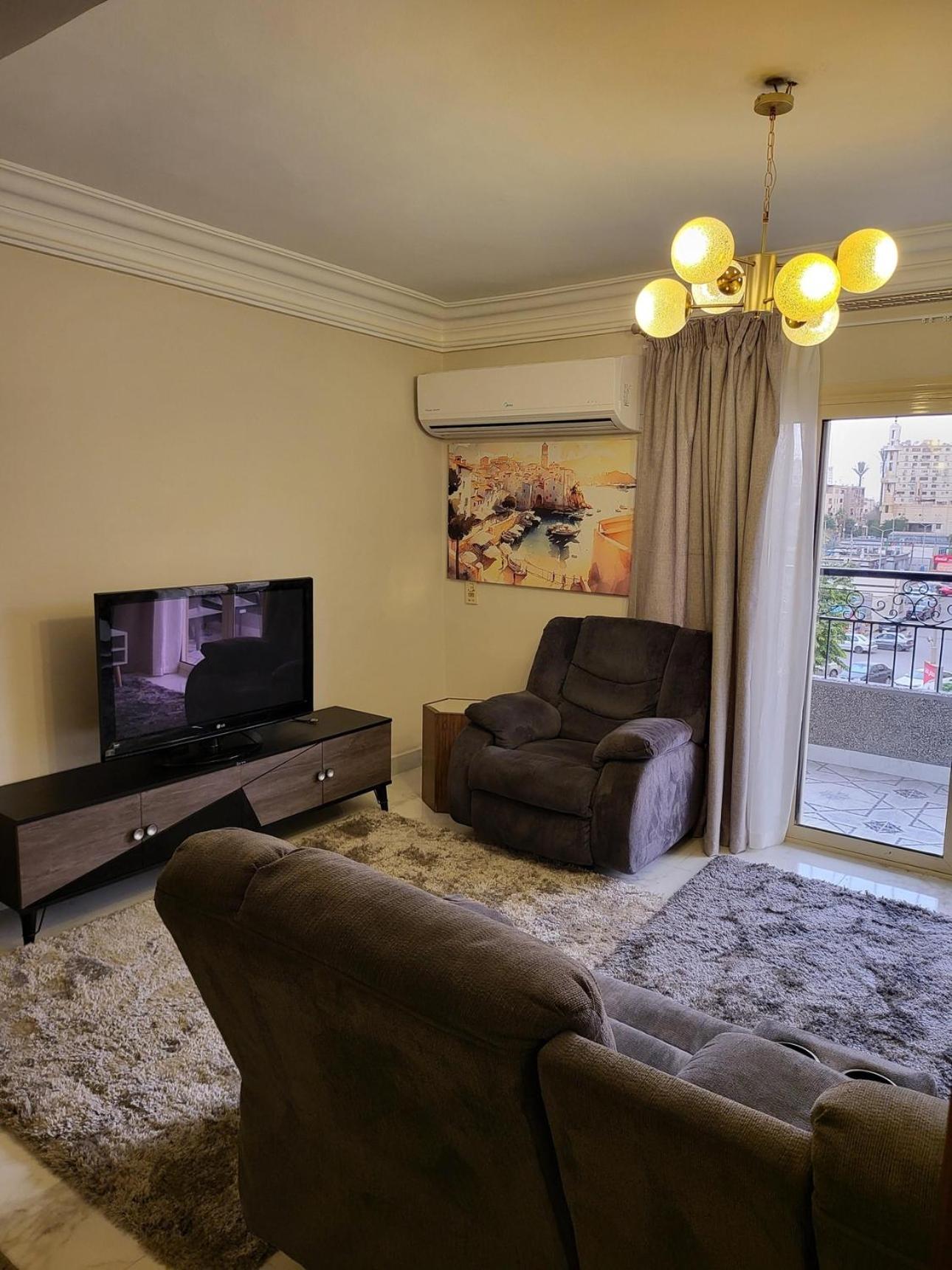 Apartamento Flat At Prime Location With Wifi And Garden View Near Cai Airport *