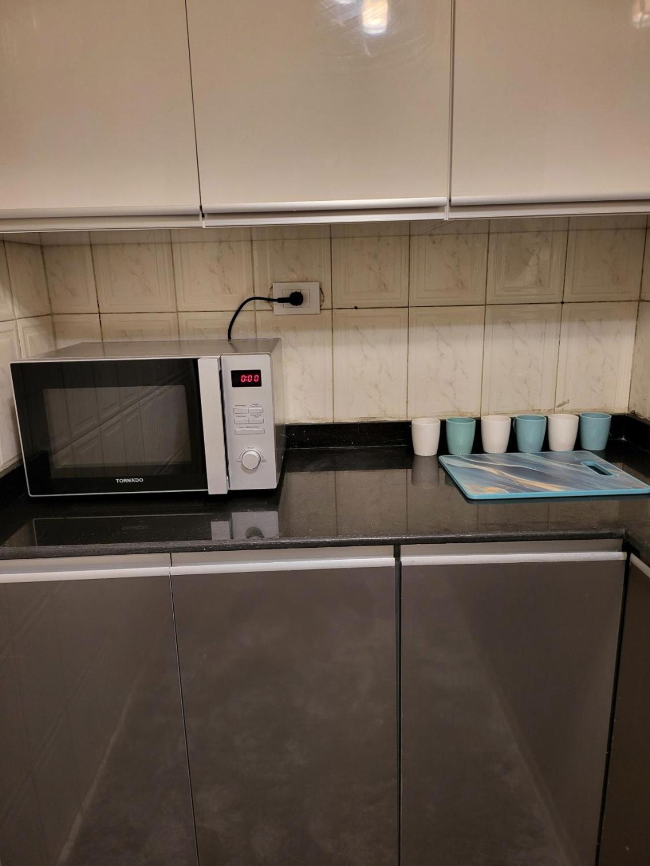 Appartement Flat At Prime Location With Wifi And Garden View Near Cai Airport *