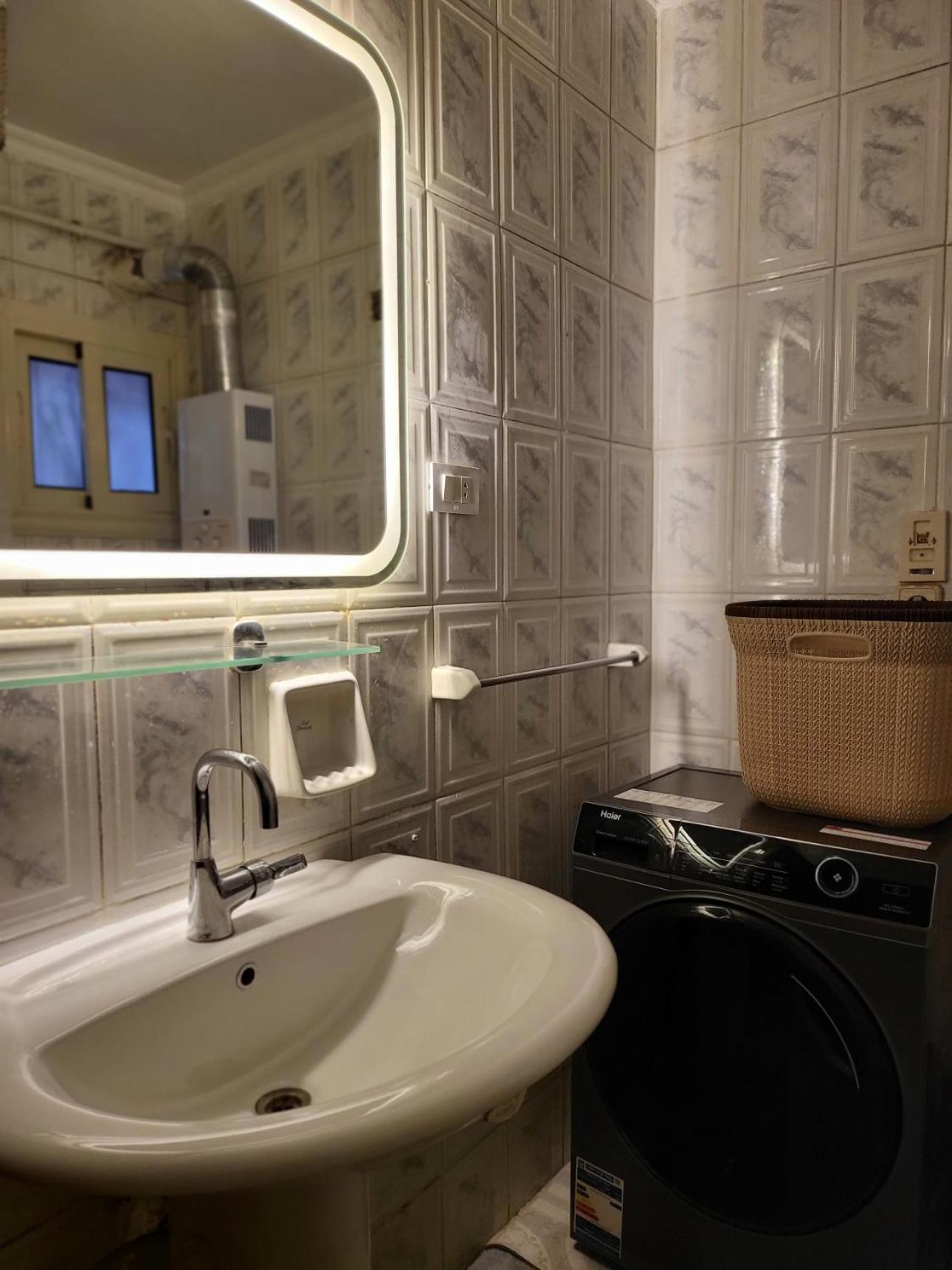 Flat At Prime Location With Wifi And Garden View Near Cai Airport Apartamento