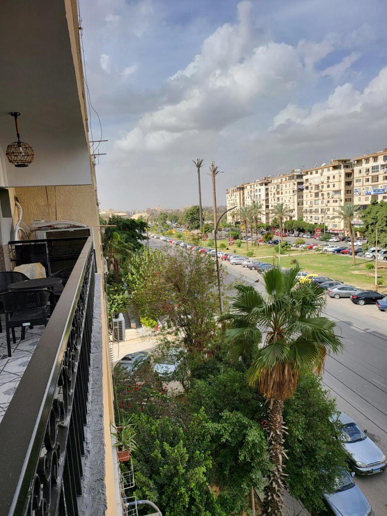 Flat At Prime Location With Wifi And Garden View Near Cai Airport * Le Caire